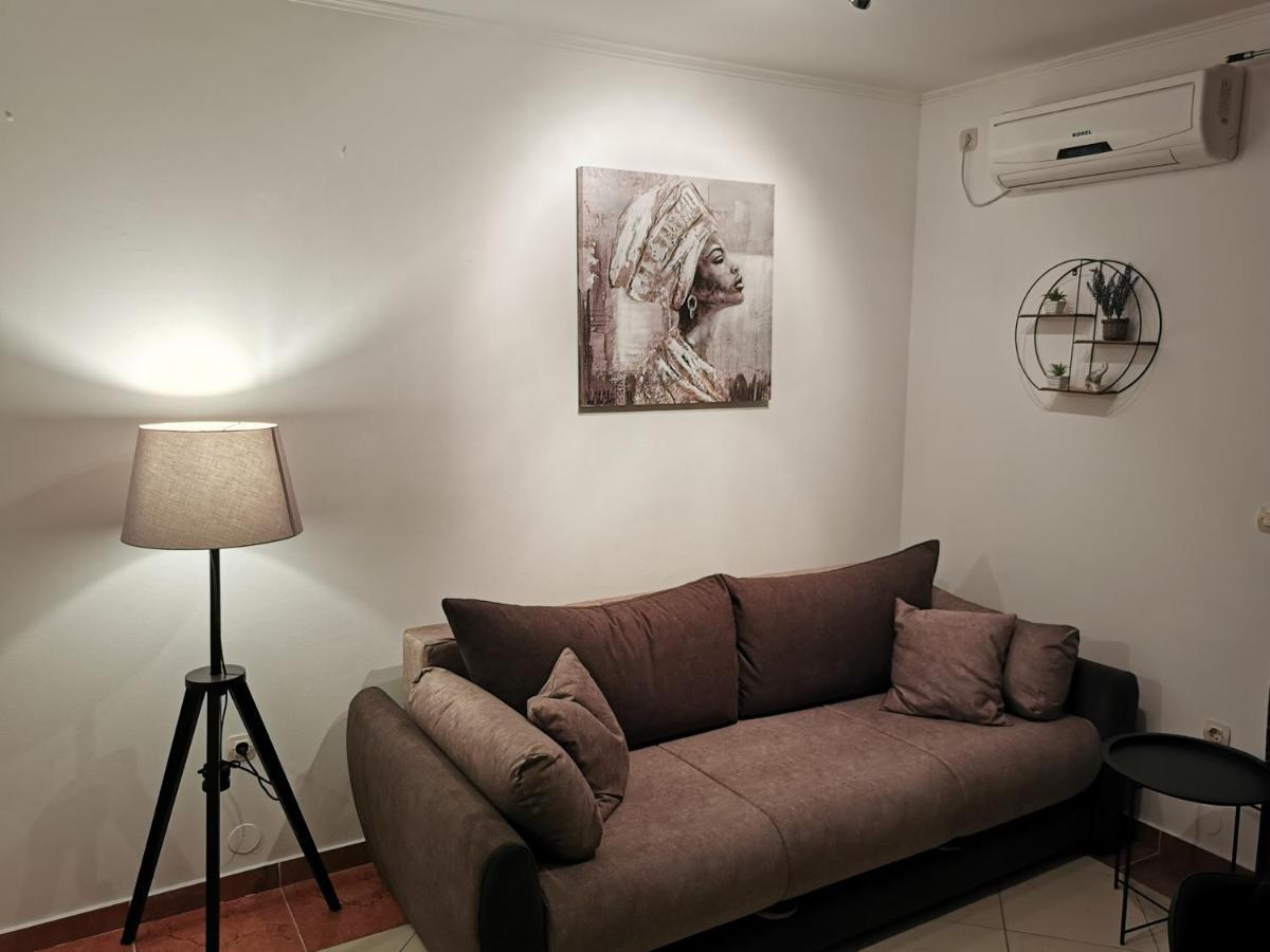 Apartmani Prova Tisno Bagian luar foto